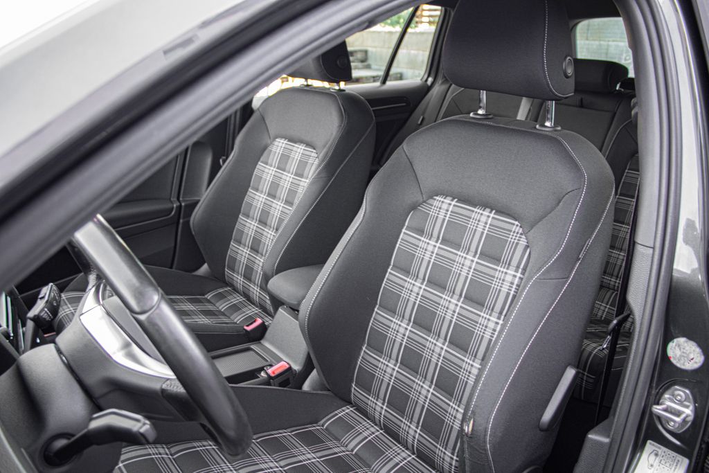 volkswagen-golf - 9
