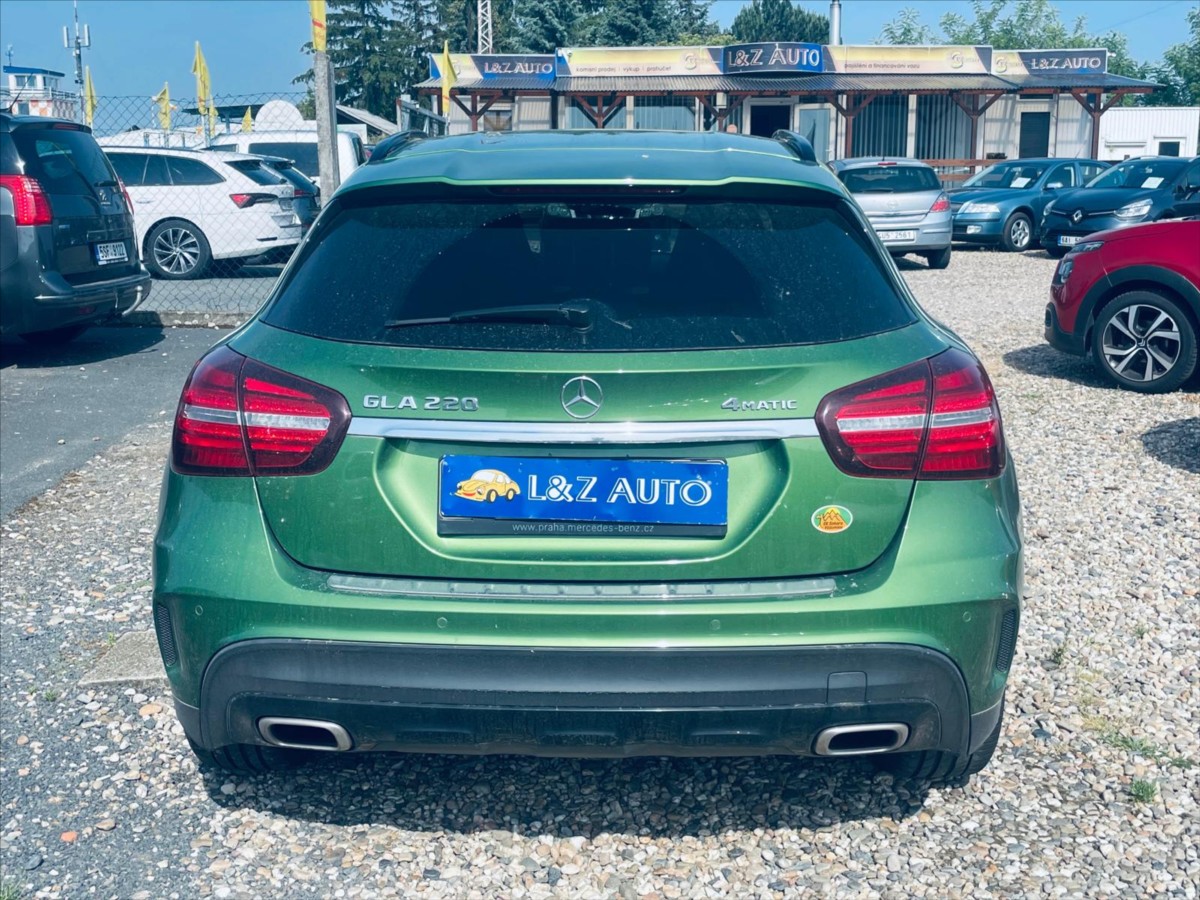 mercedes-benz-gla-2-0-220-4matic - 4