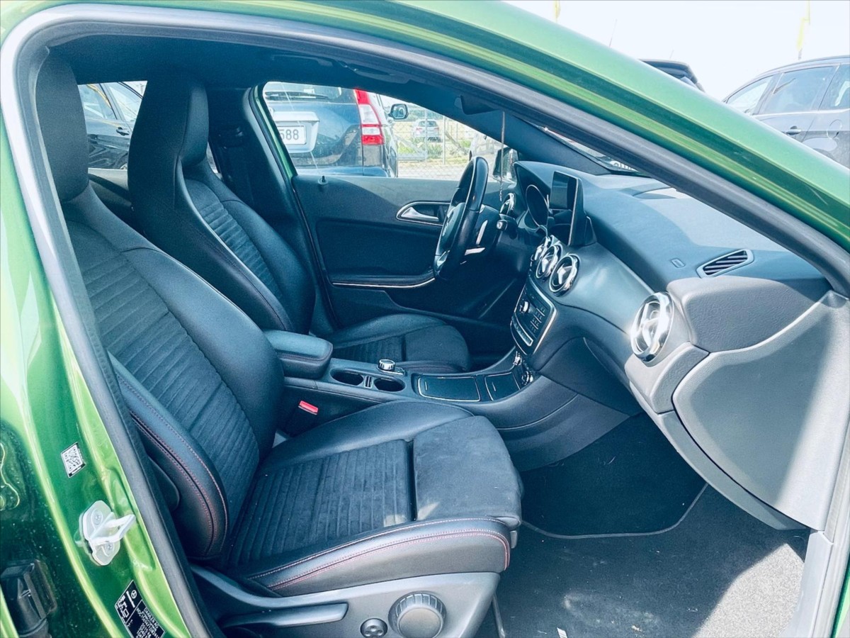 mercedes-benz-gla-2-0-220-4matic - 9