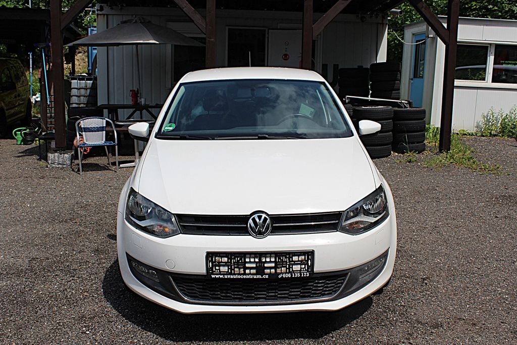 volkswagen-polo-1-4i-16v-serv-knizka - 1