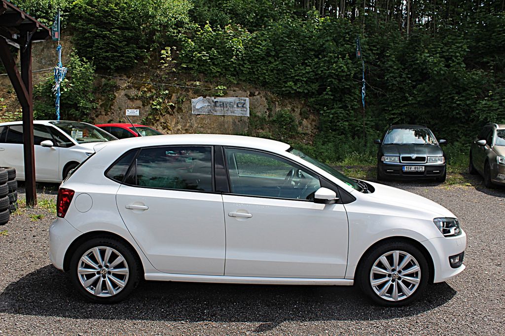 volkswagen-polo-1-4i-16v-serv-knizka - 4