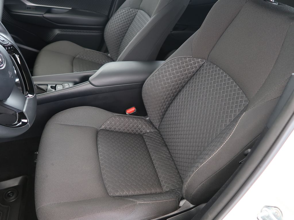 toyota-c-hr-1-8hybrid-1maj-comfortbusiness-cz - 8