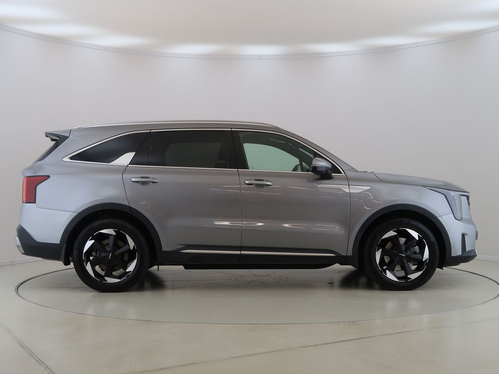 kia-sorento-1-6t-gdi-117kw-hev-cz-1maj - 3