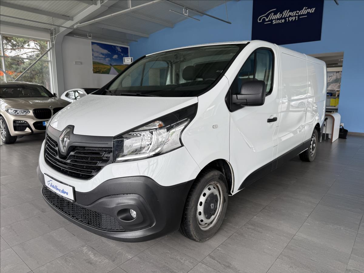 renault-trafic-1-6-89kw-serviska-2-majitel - 2