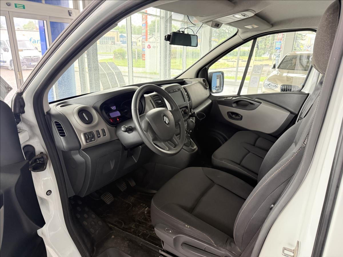 renault-trafic-1-6-89kw-serviska-2-majitel - 7
