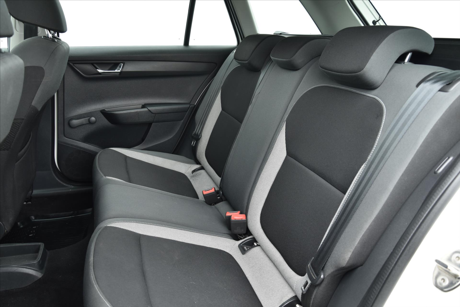 skoda-fabia-1-2tsi-1-majitel-dph-cr - 9