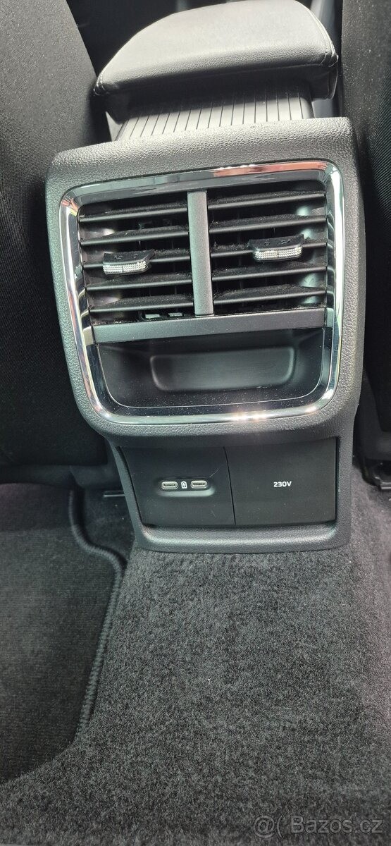 skoda-octavia-1-5-tsi-110-kw-r-v-2022 - 9