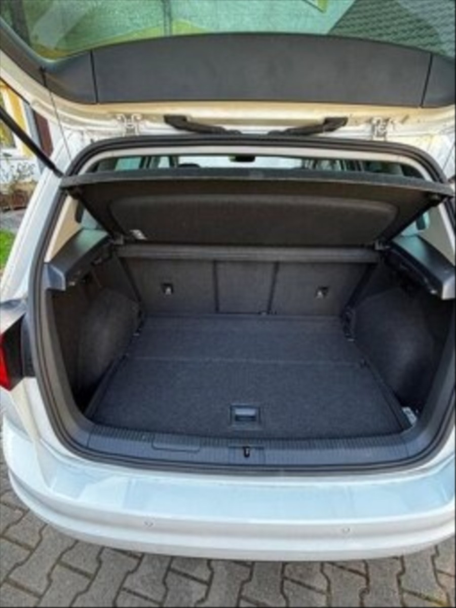 volkswagen-golf-sportsvan-1-6-tdi-highline-1-majitel - 1