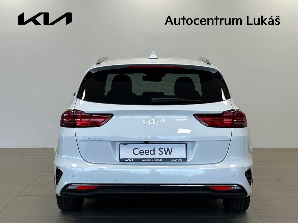kia-ceed-1-5-ceed-sw-cd-1-5-t-gdi-gpf-edice-30-2025 - 4