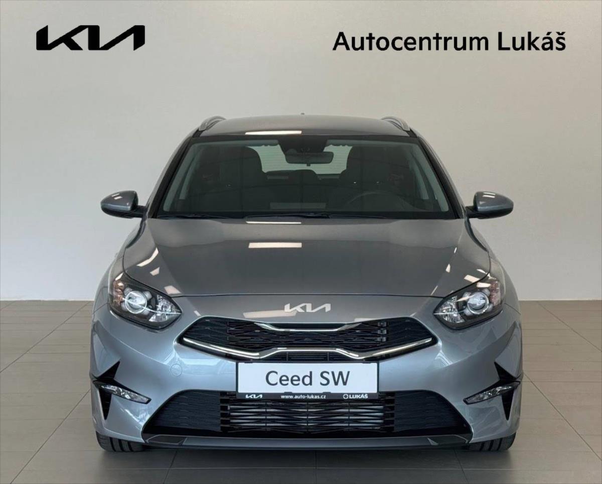 Kia Ceed 1,5 Ceed SW CD 1,5 T-GDi GPF SPIN (2025)