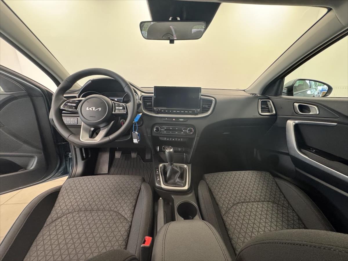 kia-0-0-ceed-sw-cd-1-5-t-gdi-gpf-spin - 8