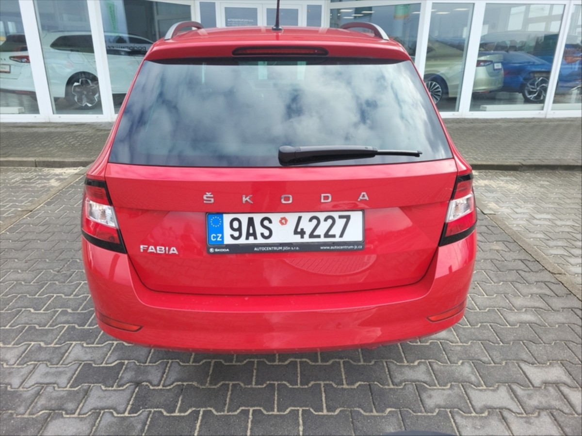 skoda-fabia-1-0-tsi-combi - 4