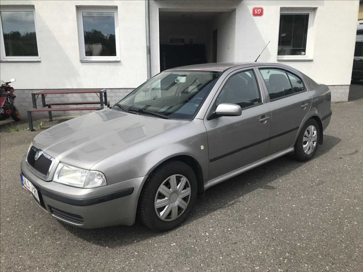 skoda-octavia-1-6-mpi-75kw-ac - 2