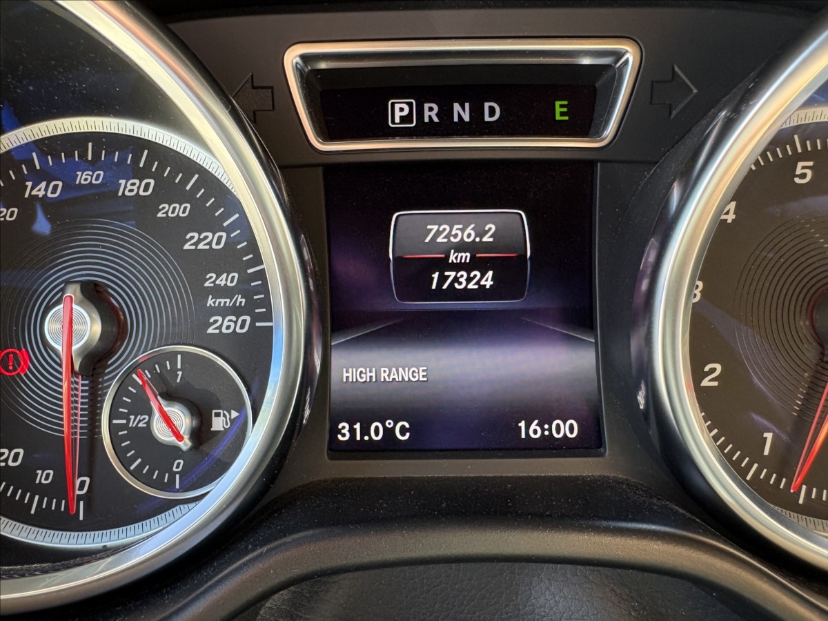 mercedes-benz-tridy-g-4-0-g-500-4x4-2-cz-1-majitel - 8