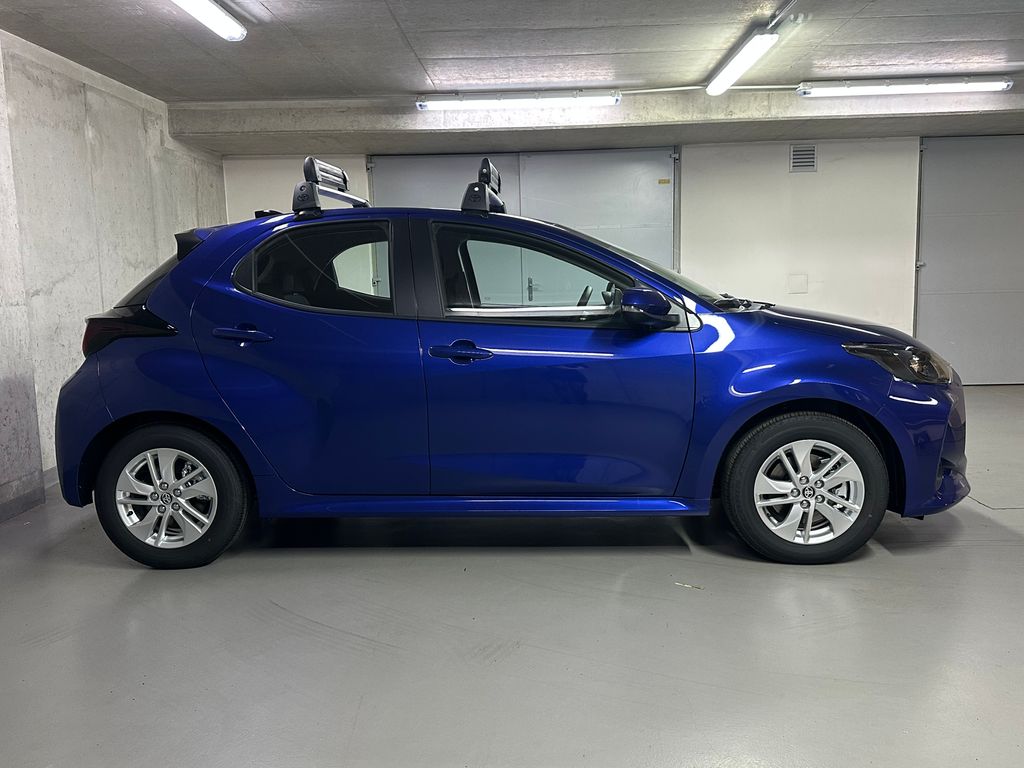 toyota-yaris-1-5-hev-116k-comfort - 3