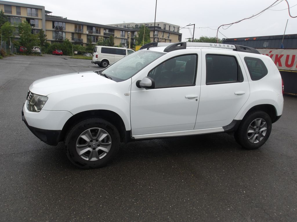dacia-duster-1-6i-cr-1-majitel - 2