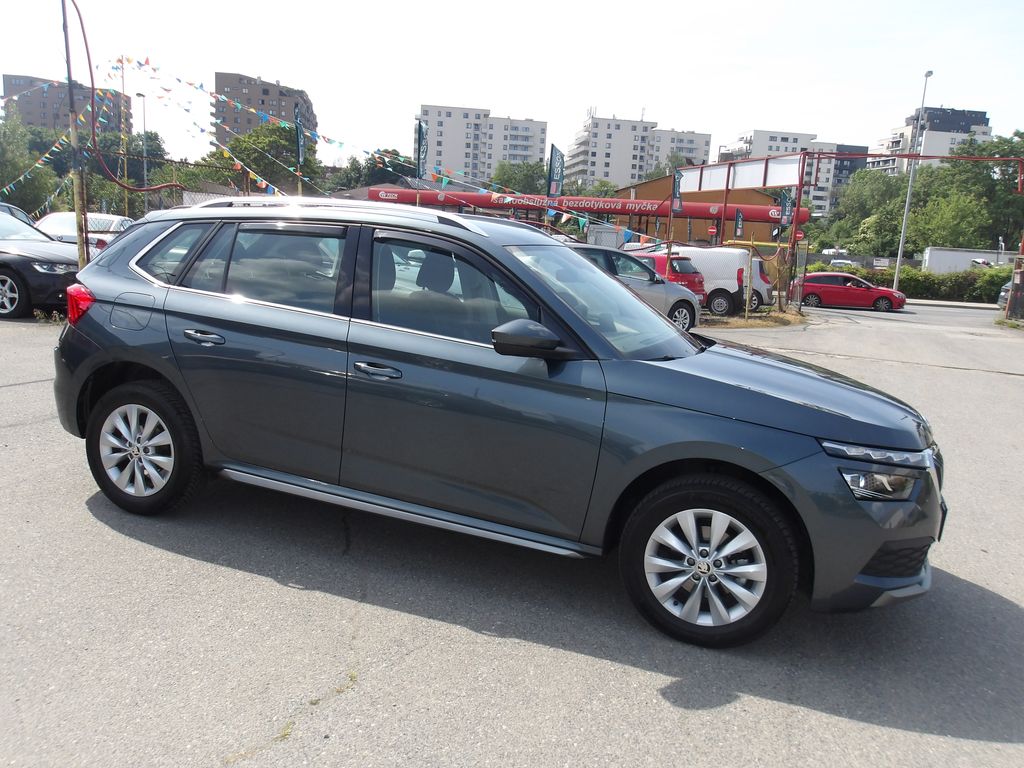 skoda-kamiq-1-5tsi-automat-1-majitel - 9