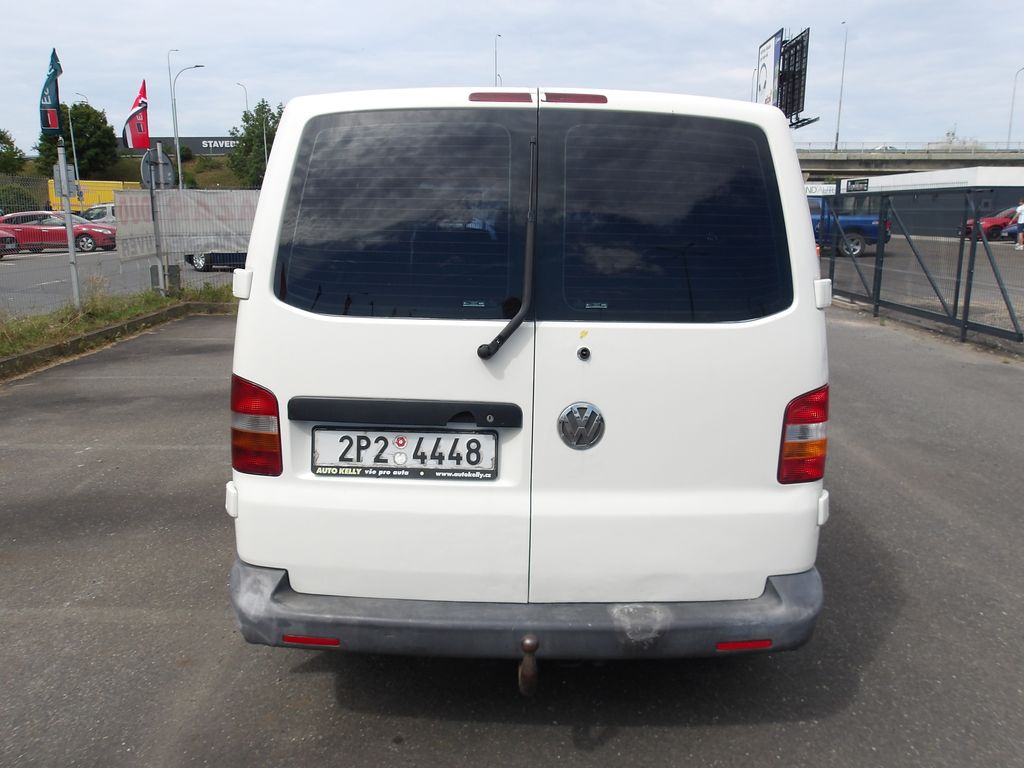 volkswagen-transporter-2-5tdi-novy-motor-long-cr - 6
