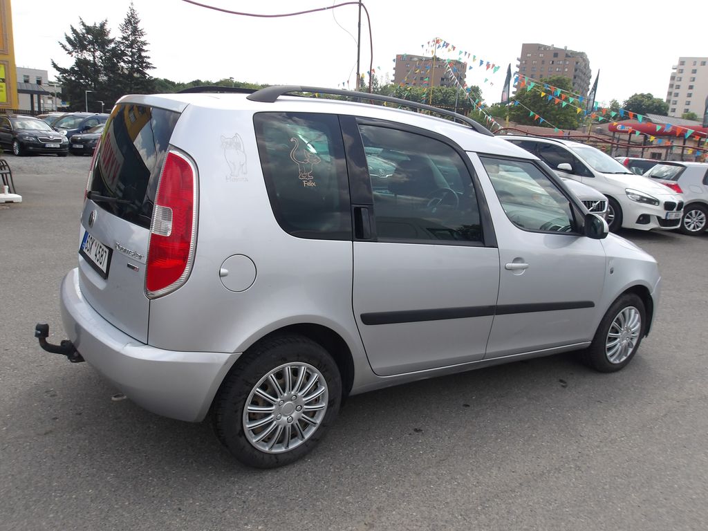 skoda-roomster-1-6i-automat - 6