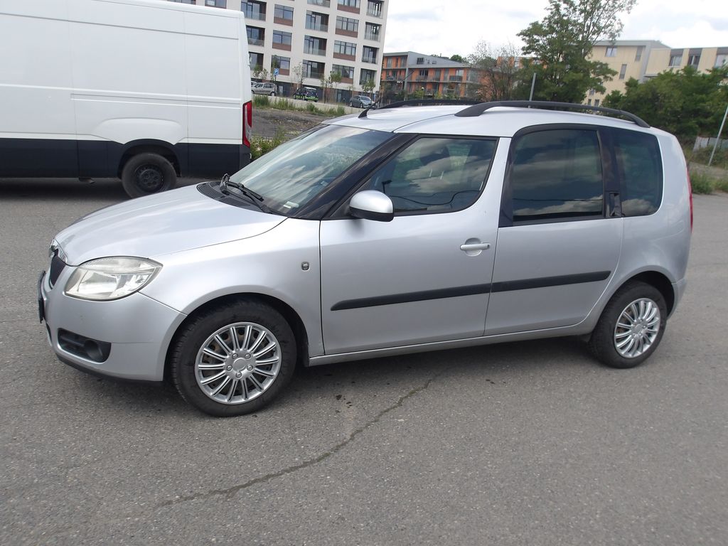 skoda-roomster-1-6i-automat - 7