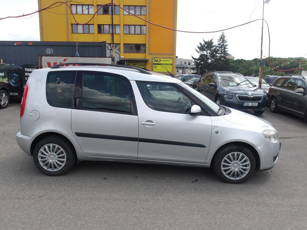 skoda-roomster-1-6i-automat - 9