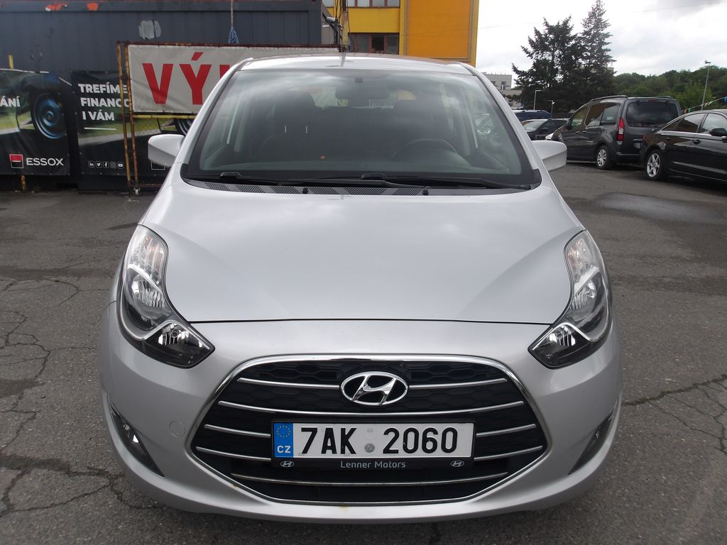 hyundai-ix20-1-6i-91kw-naj-56000km-1-ma - 1