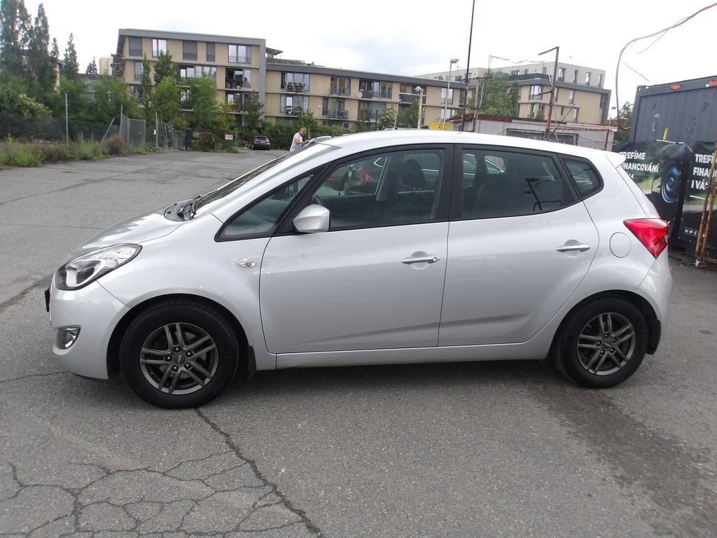hyundai-ix20-1-6i-91kw-naj-56000km-1-ma - 9