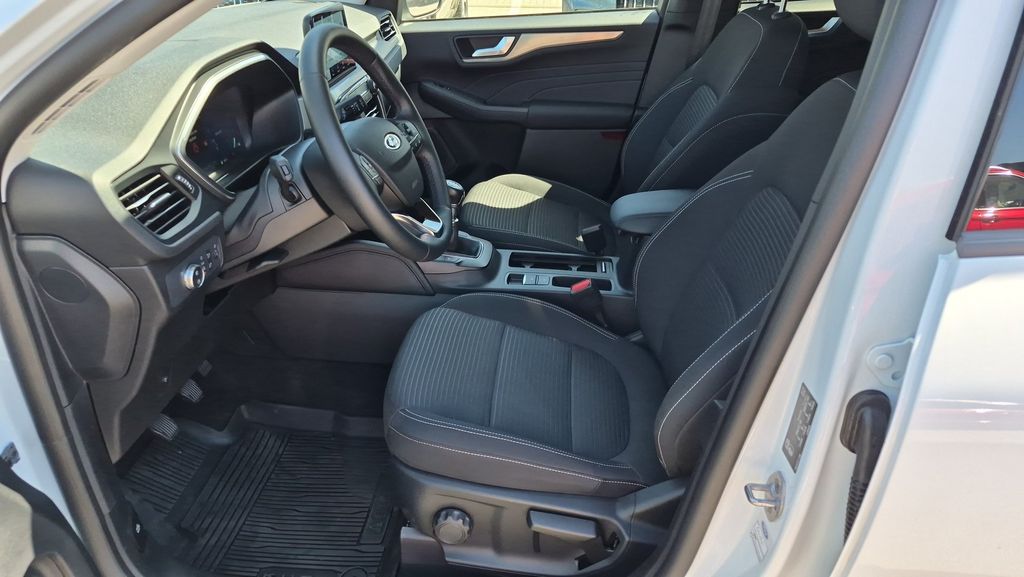 ford-kuga-1-5-ecoboost-titanium-110-kw - 8