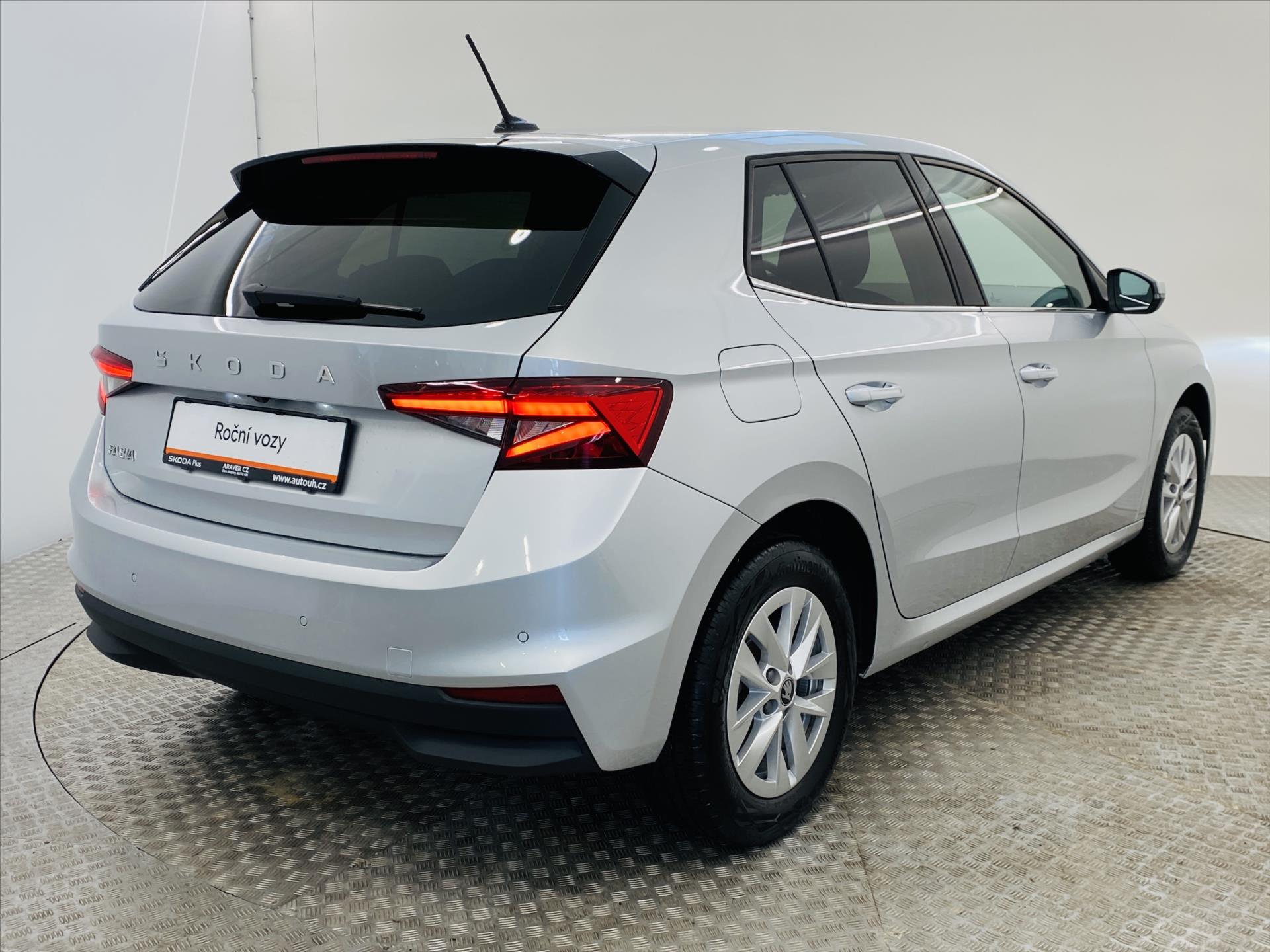 skoda-fabia-1-0-tsi-85kw-top-selection - 1