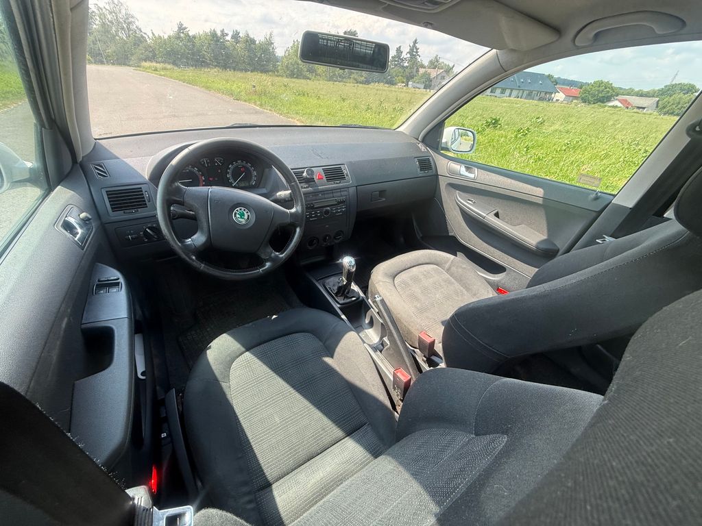 skoda-fabia-1-4-tdi-51kw-klimatizace-tazne-zarizeni - 9