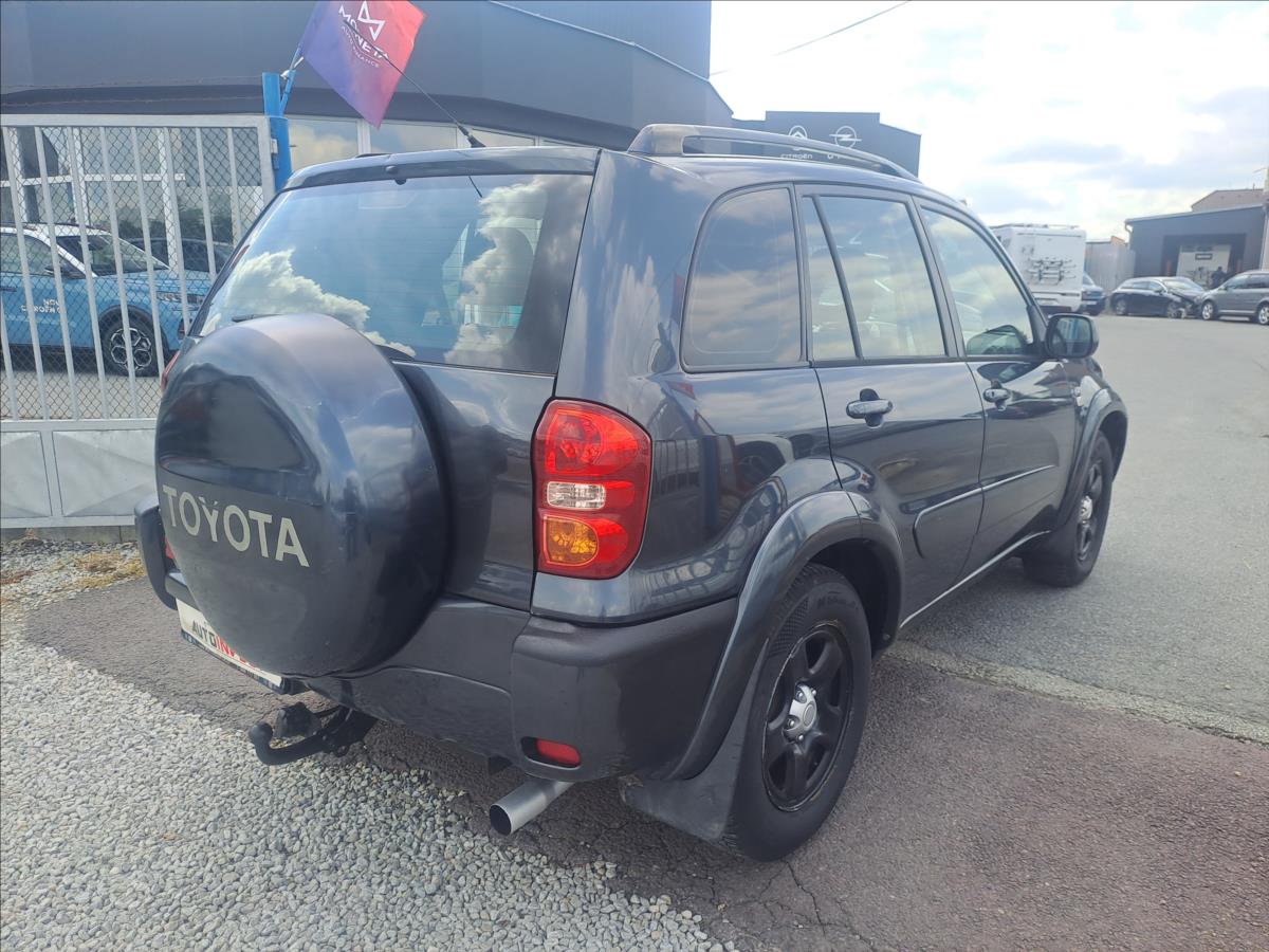 toyota-rav4-2-0-d-4d-4x4 - 2