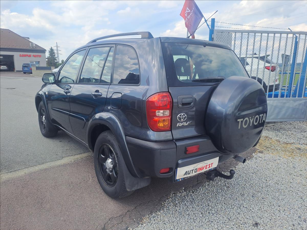toyota-rav4-2-0-d-4d-4x4 - 3