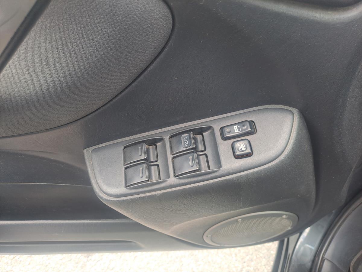 toyota-rav4-2-0-d-4d-4x4 - 9
