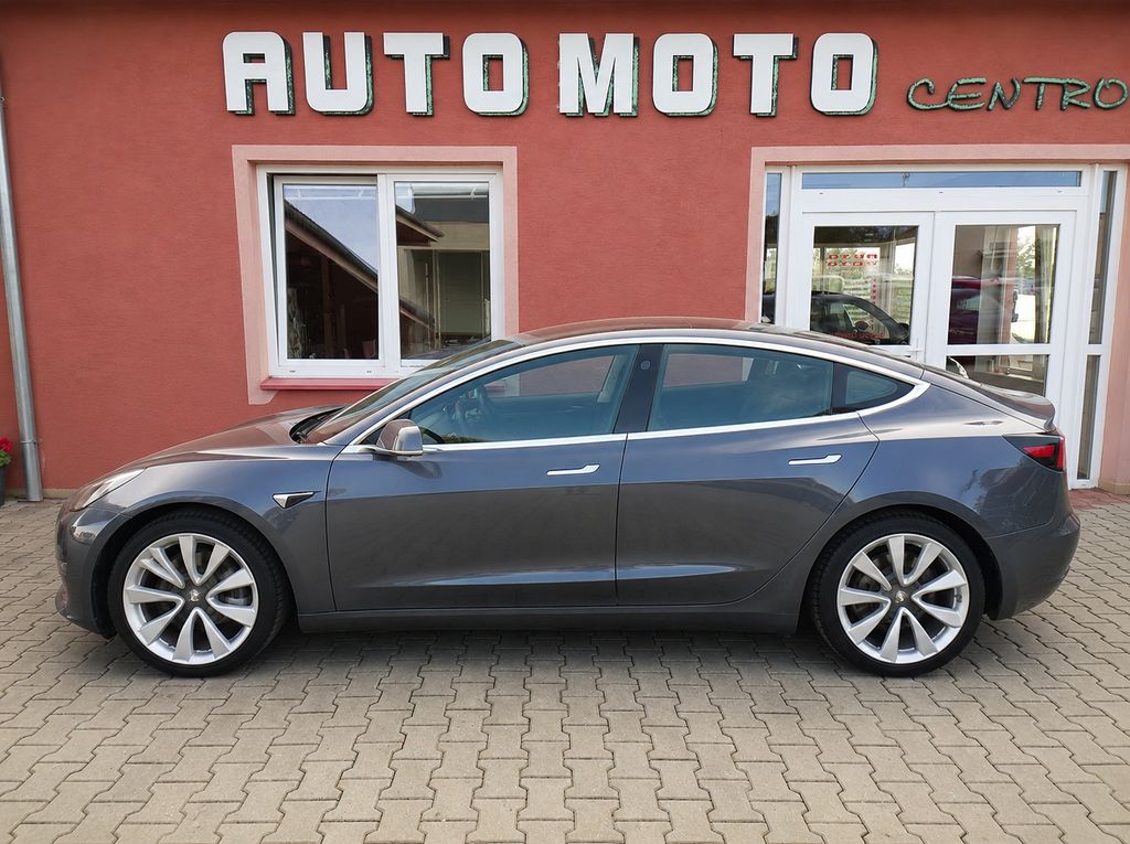 tesla-model-3-long-range-dual-motor-340-kw-odpocet-dph - 2