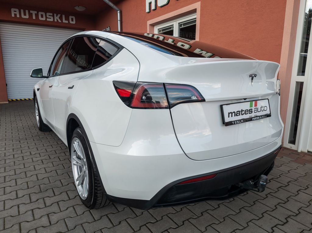 tesla-model-y-standard-plus-rwd-220kw-soh-95 - 2