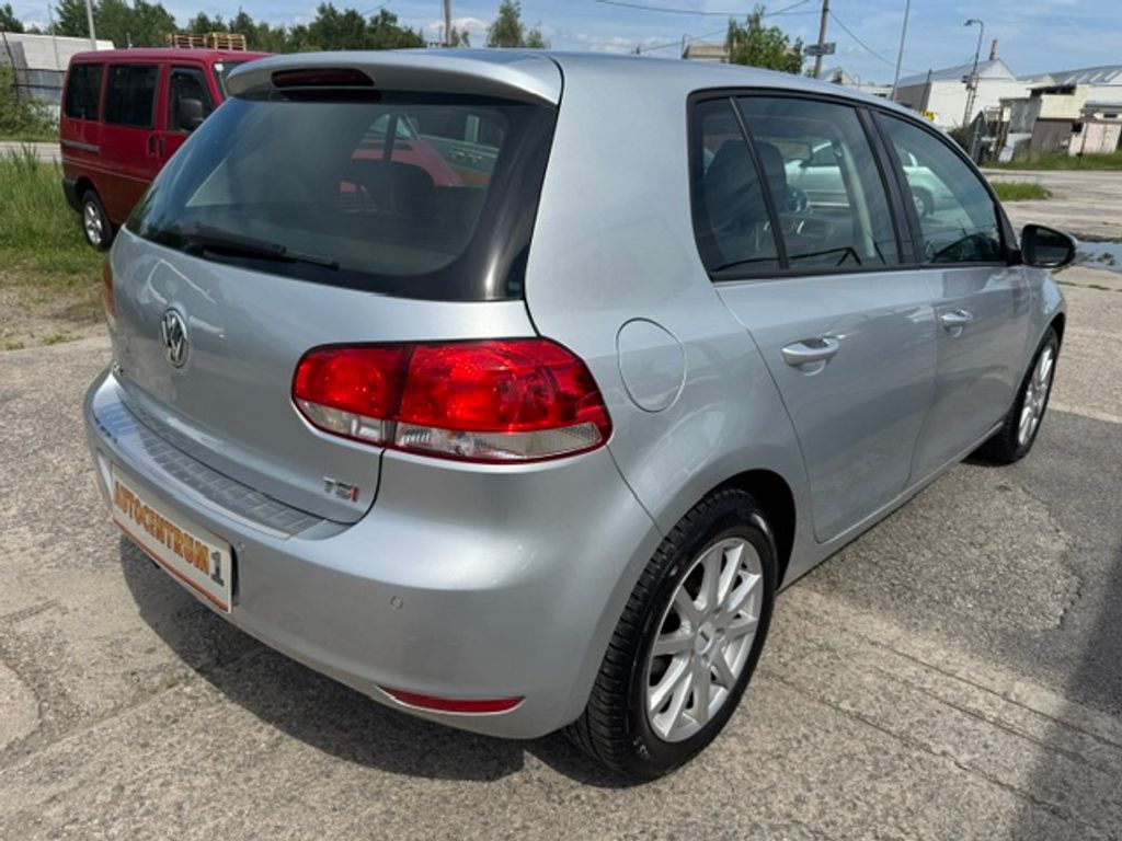 volkswagen-golf-1-4-tsi-90-kw-comfortline - 6