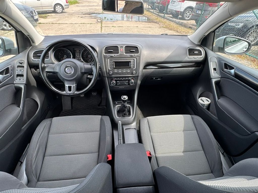 volkswagen-golf-1-4-tsi-90-kw-comfortline - 9
