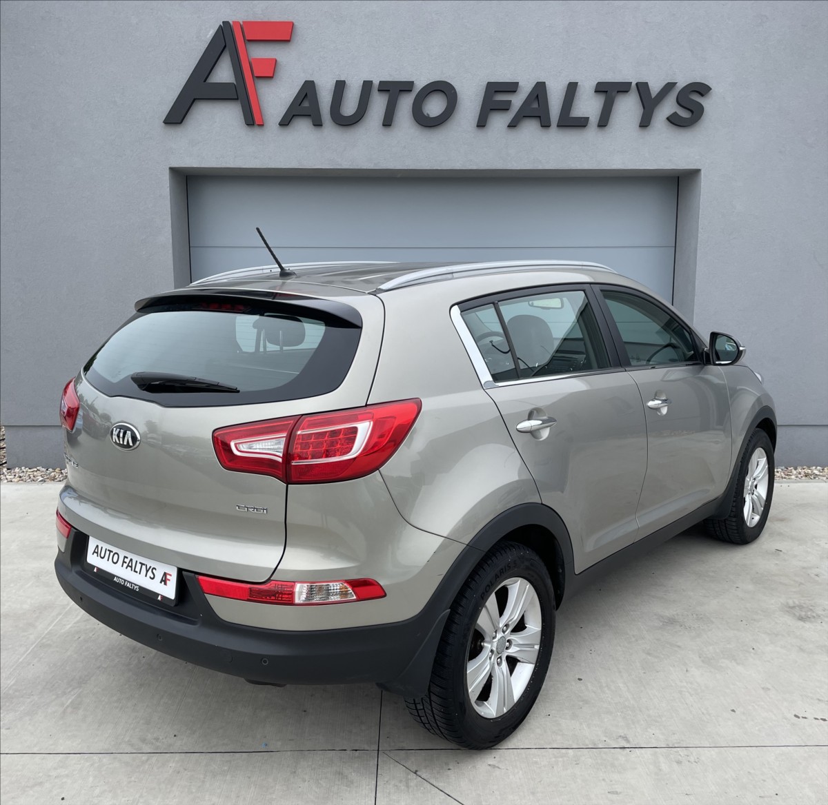 kia-sportage-1-7-crdi-85kw-cr - 2