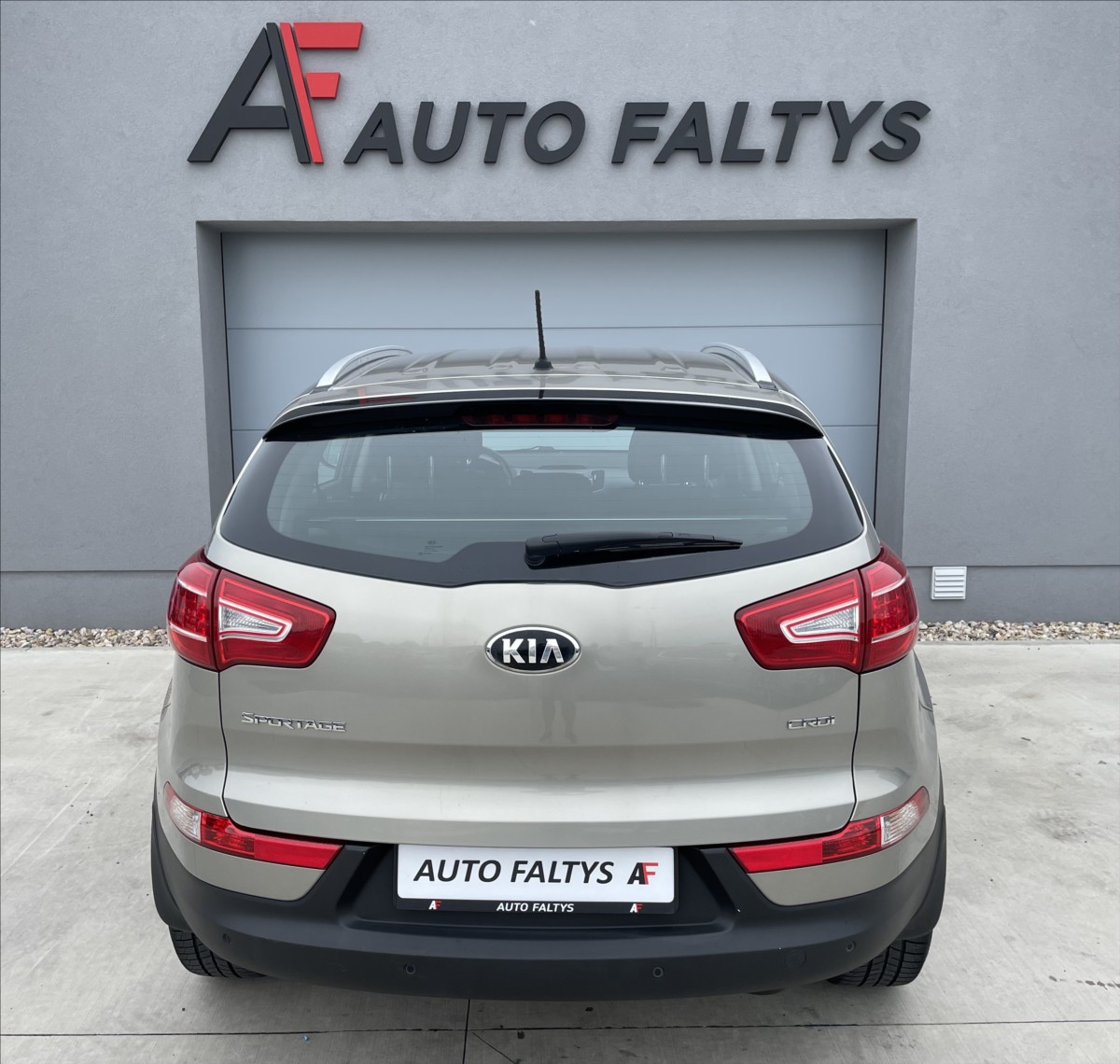 kia-sportage-1-7-crdi-85kw-cr - 3