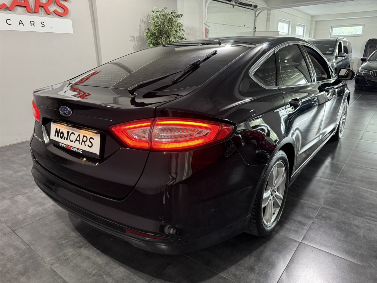ford-mondeo-1-5-ecoboost-titanium-top - 4