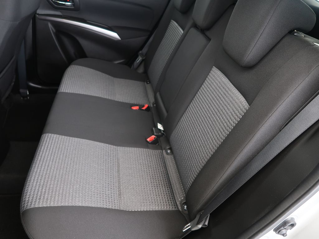 suzuki-sx4-s-cross-1-4boosterjet-4x4-cz-premium - 9