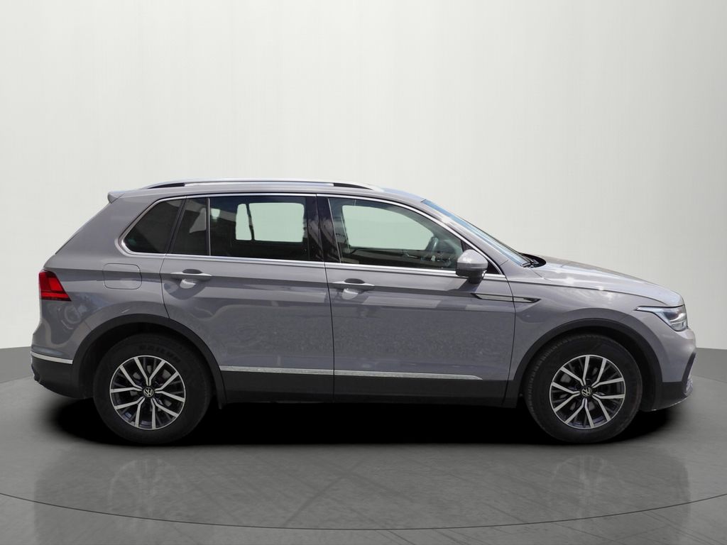 volkswagen-tiguan-1-5tsi-110kw-6-m-t-life-virtual - 4