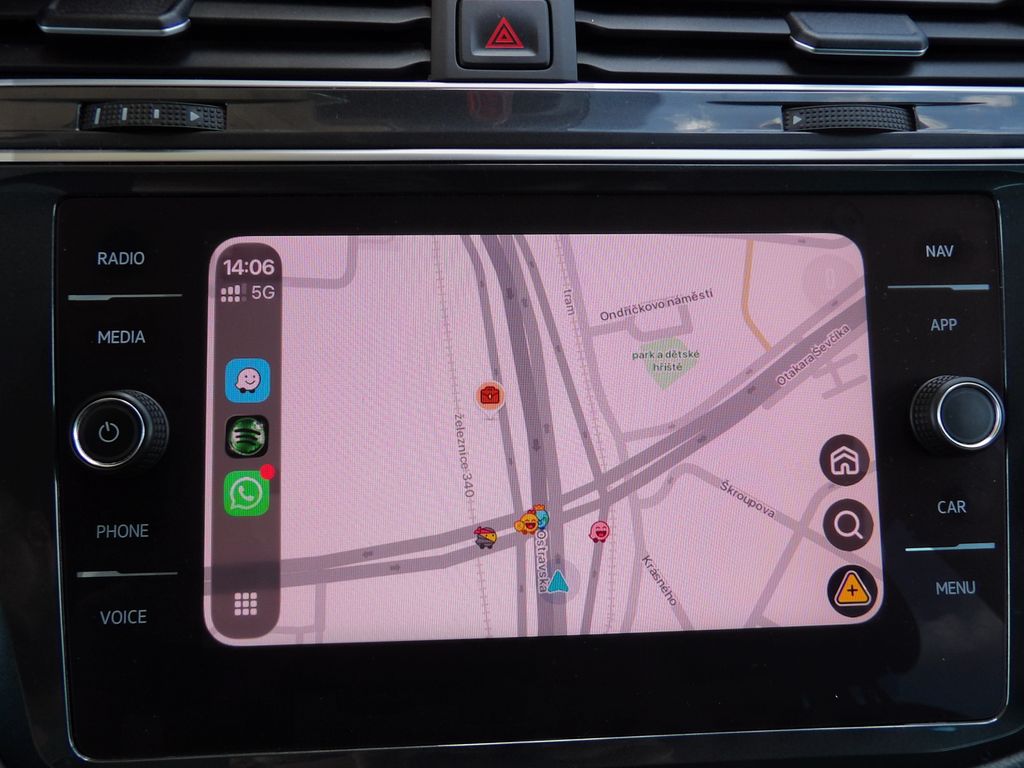 volkswagen-tiguan-1-5tsi-110kw-6-m-t-life-virtual - 9