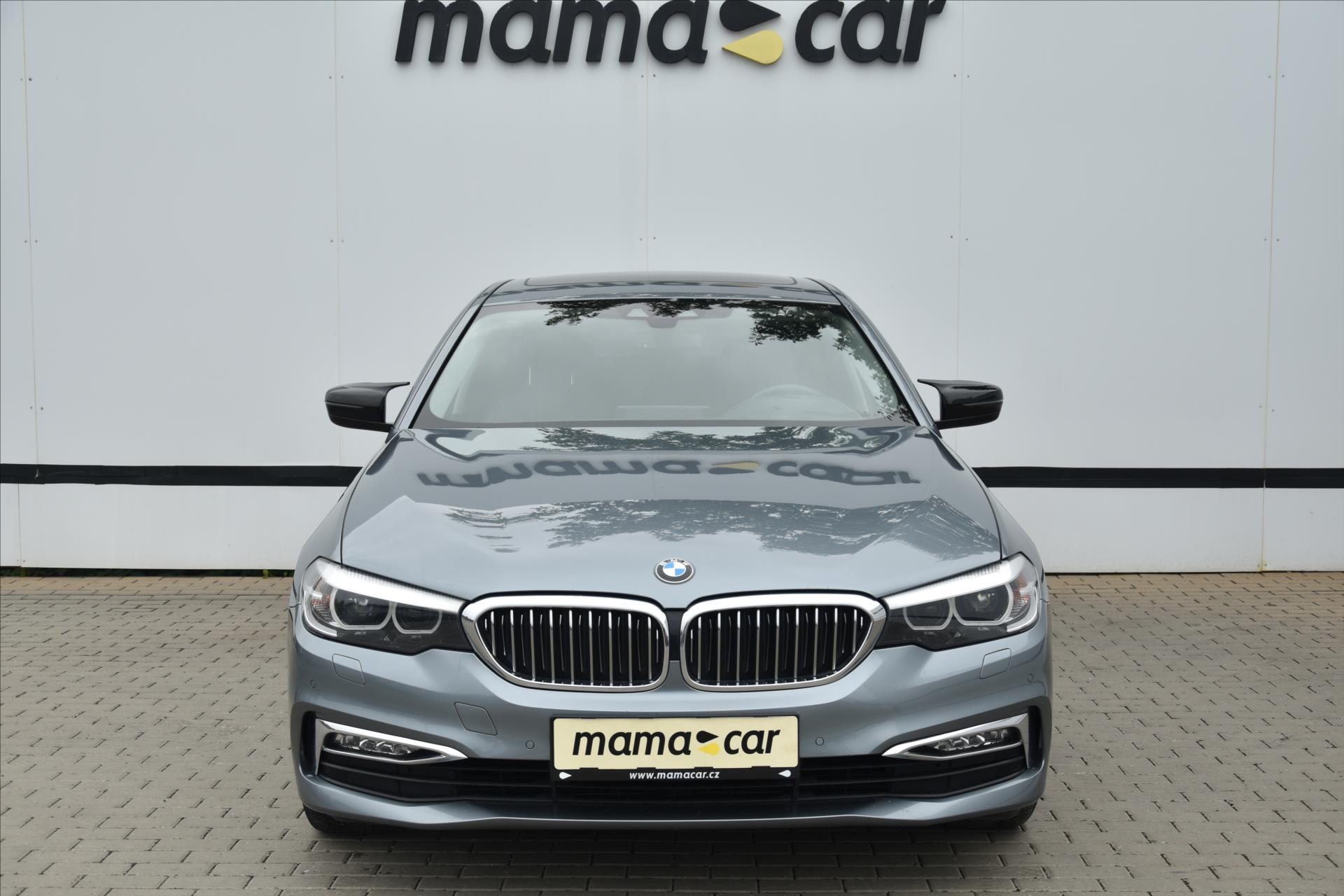 bmw-rada-5-520d-xdrive-luxury-navi-cr - 1