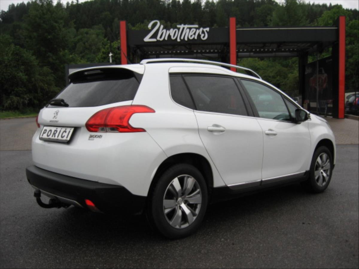 peugeot-2008-1-6-e-hdi - 4