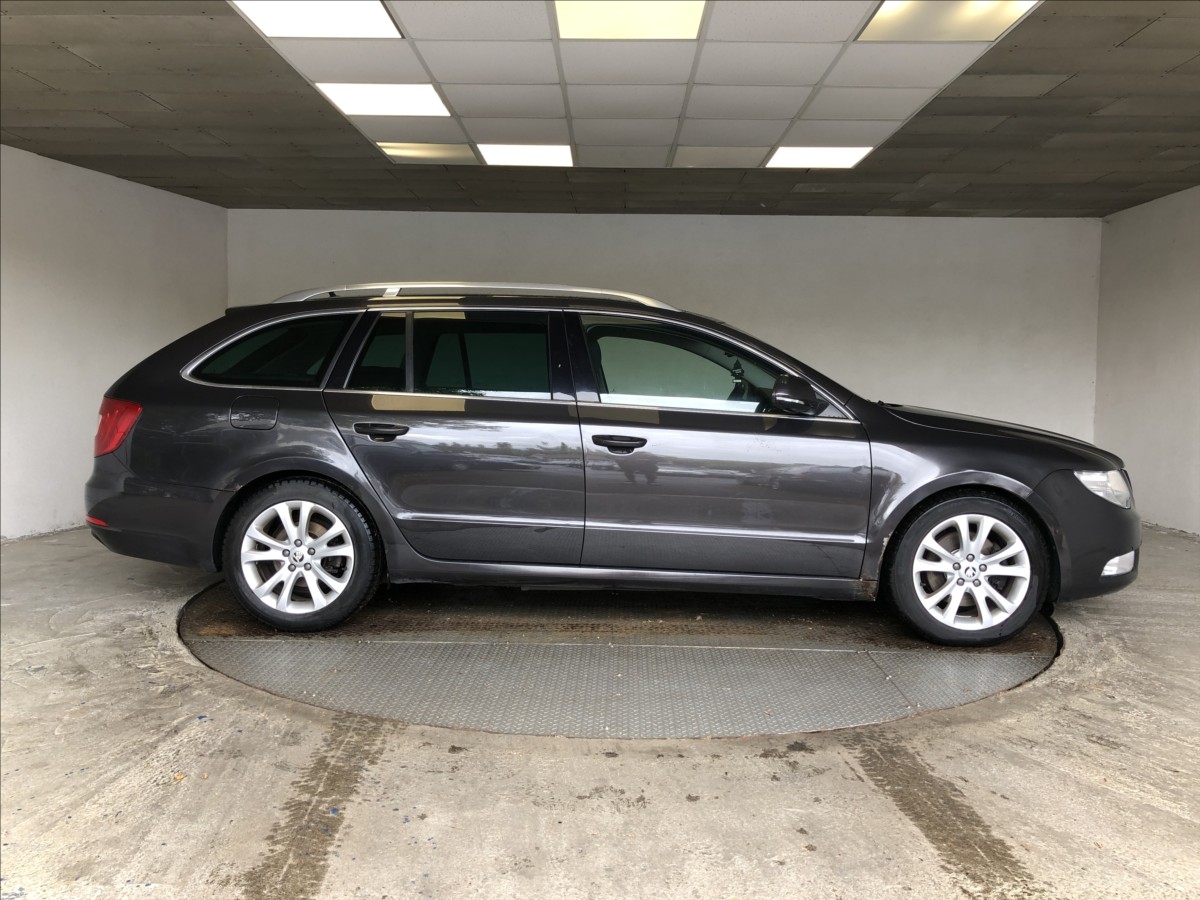 skoda-superb-2-0-tdi - 7