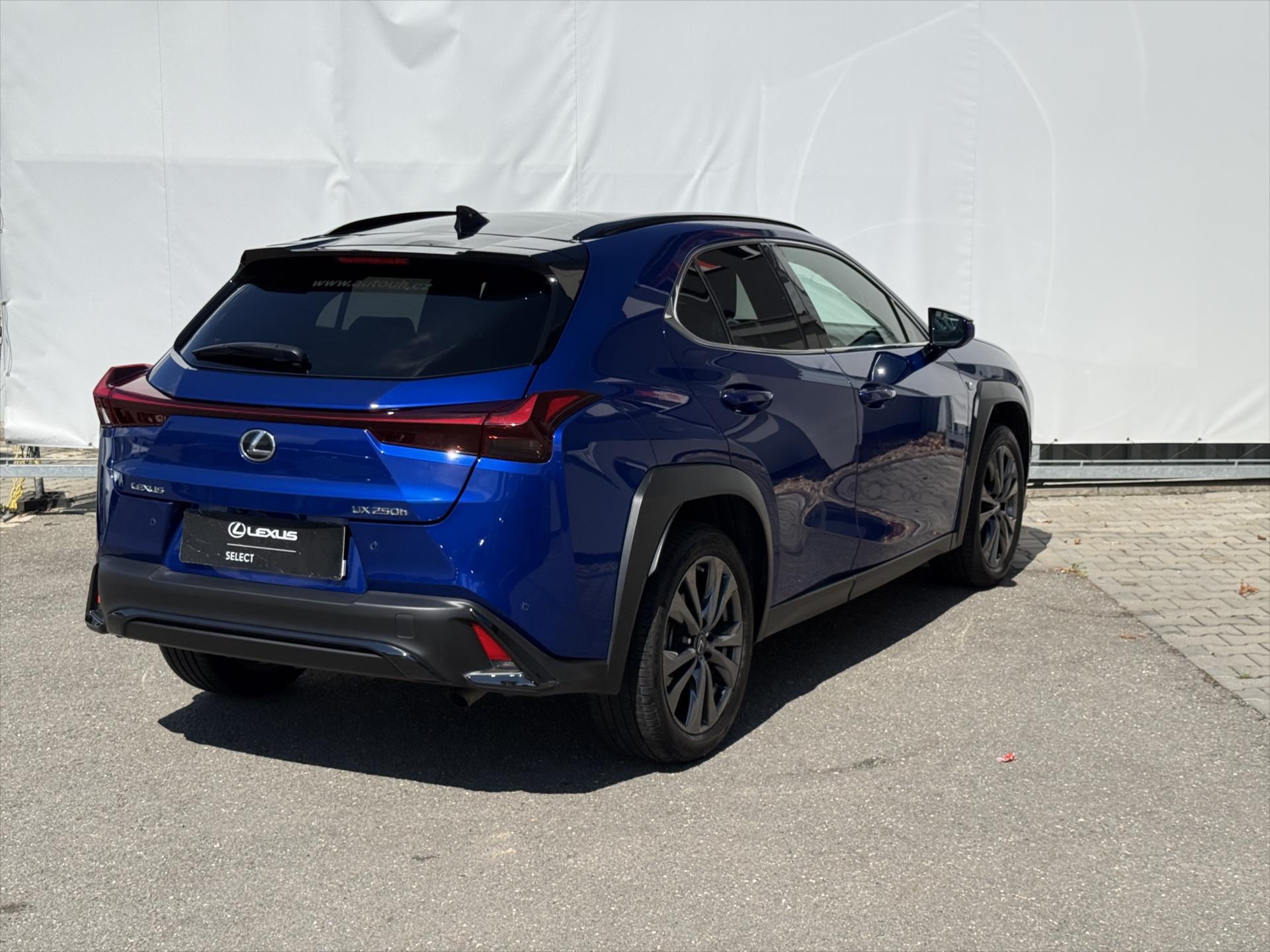 lexus-ux-250h-2-0-f-sport-design-ux - 5