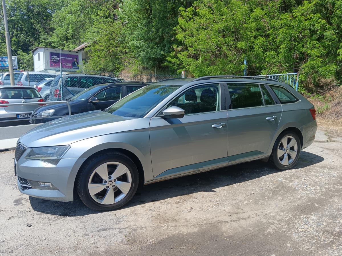 skoda-superb-2-0-tdi-ambition - 4