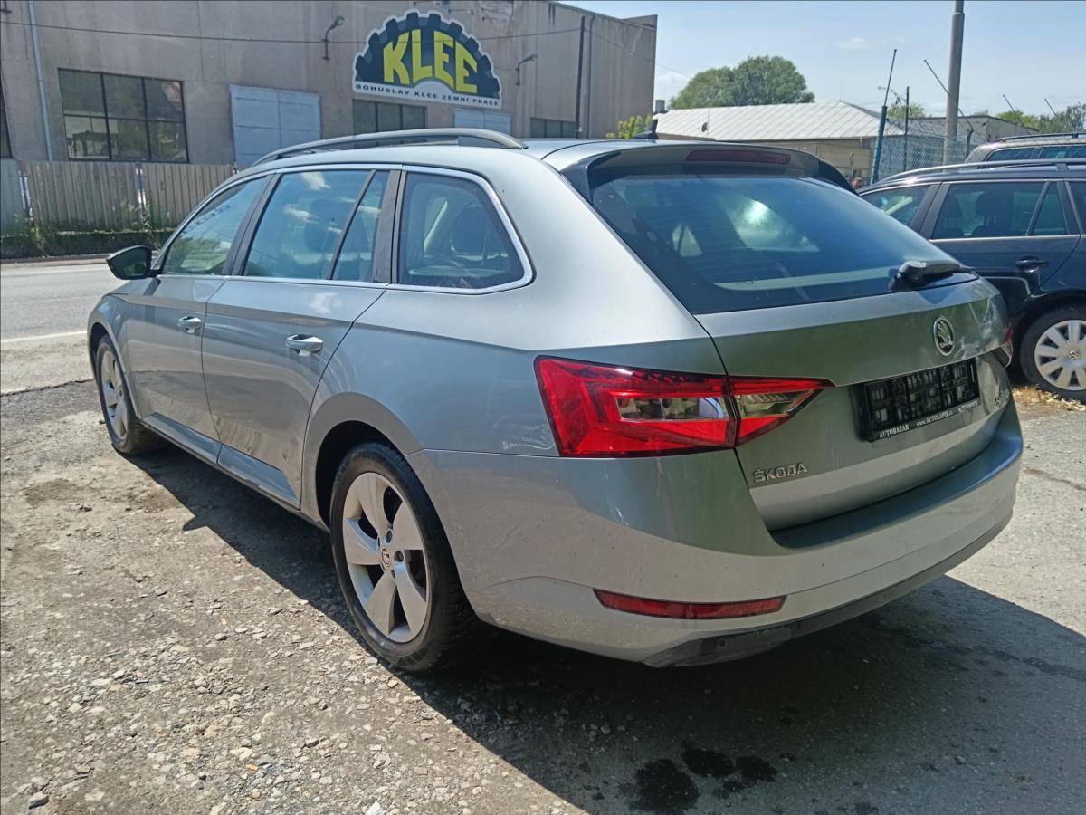 skoda-superb-2-0-tdi-ambition - 7