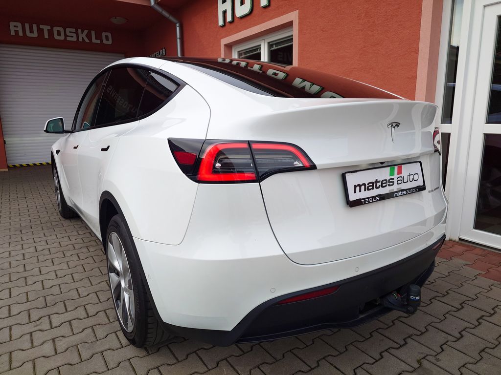 tesla-model-y - 5